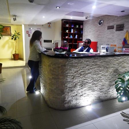 Hostal El Roble كويتو المظهر الخارجي الصورة