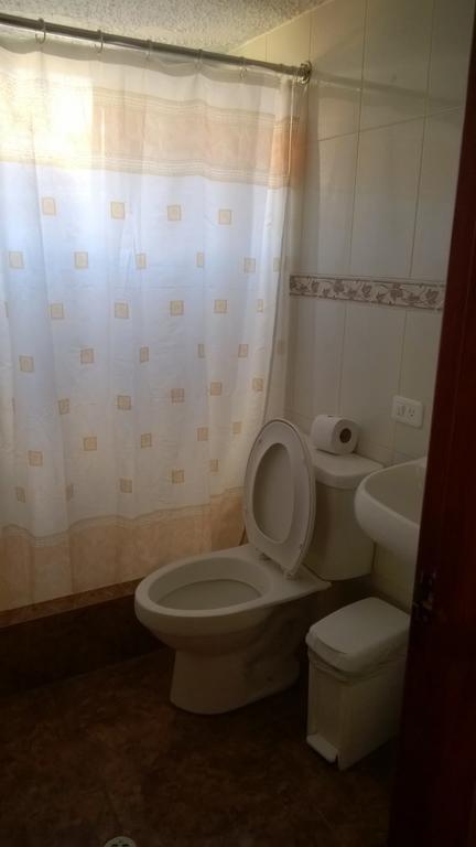 Hostal El Roble كويتو الغرفة الصورة