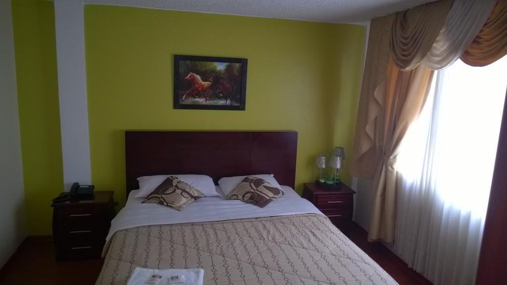 Hostal El Roble كويتو الغرفة الصورة