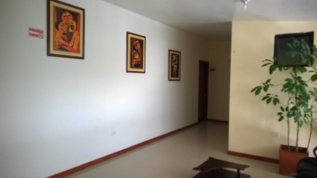 Hostal El Roble كويتو المظهر الخارجي الصورة