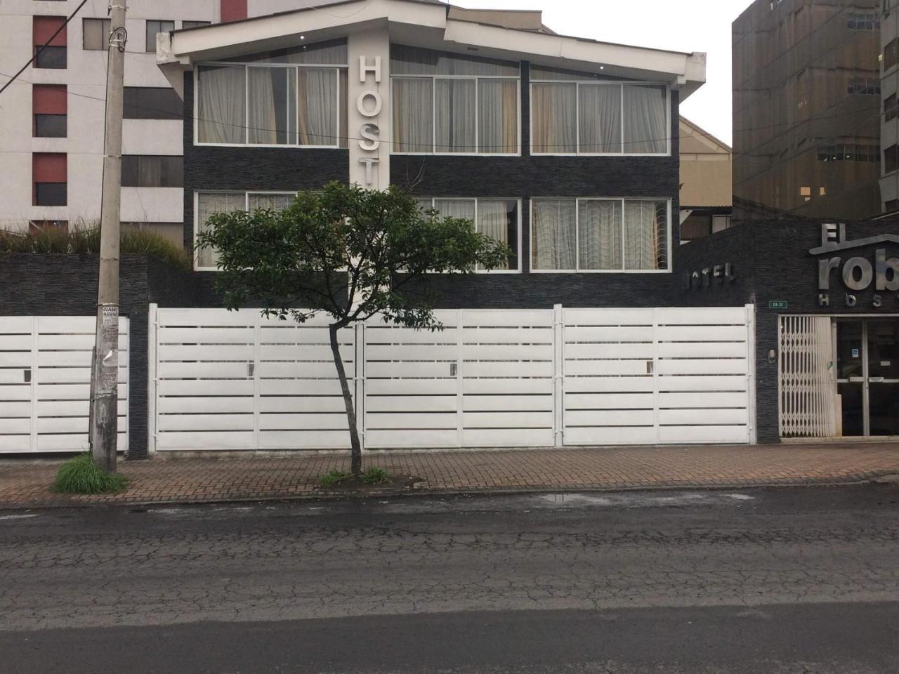 Hostal El Roble كويتو المظهر الخارجي الصورة